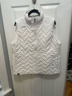 Holloway White Quilted Puffer Vest